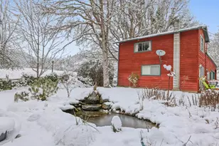 3808 Andrews Rd, Medford, OR 97501 - Photo 9