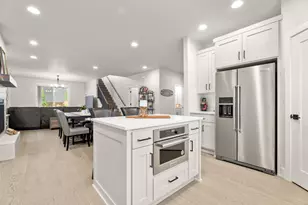 20211 Glen Vista Rd, Bend, OR 97703 - Photo 13