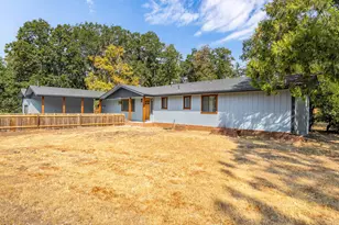 222 Shadywood Dr, Cave Junction, OR 97523 - Photo 3