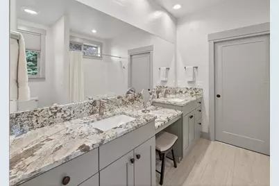 10466 Sundance Lane, Redmond, OR 97756 - Photo 33