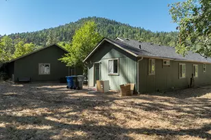 781 Cheney Creek Rd, Grants Pass, OR 97527 - Photo 5