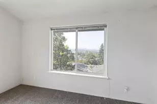 1752 NE Foothill Blvd, Grants Pass, OR 97526 - Photo 21