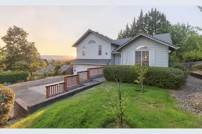 1752 NE Foothill Boulevard, Grants Pass, OR 97526 - Photo 1