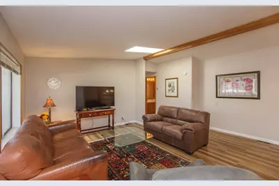 4729 S Pacific Highway #14, Phoenix, OR 97535 - Photo 7