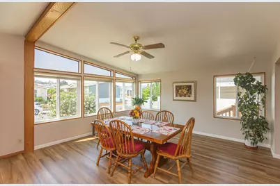 4729 S Pacific Highway #14, Phoenix, OR 97535 - Photo 15