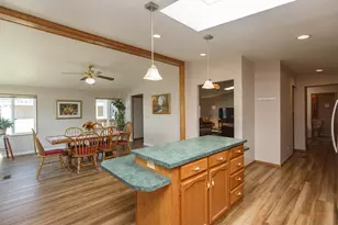 4729 S Pacific Hwy, Phoenix, OR 97535 - Photo 13