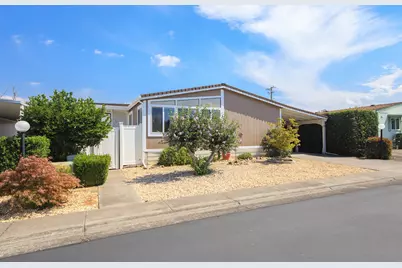 4729 S Pacific Highway #14, Phoenix, OR 97535 - Photo 3