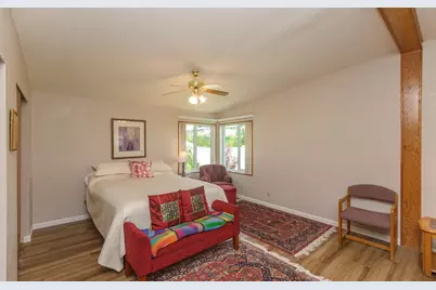 4729 S Pacific Highway #14, Phoenix, OR 97535 - Photo 17