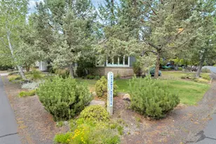 520 NW Divot Dr, Bend, OR 97703 - Photo 41