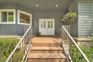 520 NW Divot Dr, Bend, OR 97703 - Photo 9