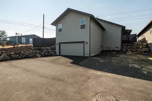 3277 W Antler Ave, Redmond, OR 97756 - Photo 31