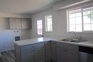 10122 Wright Ave, Klamath Falls, OR 97603 - Photo 15