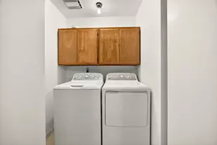 317 Eastwood Dr, Medford, OR 97504 - Photo 11