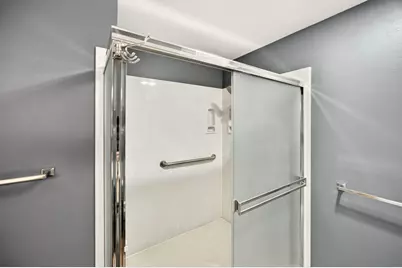 317 Eastwood Drive, Medford, OR 97504 - Photo 19