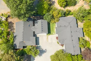 407 Silver Creek Dr, Central Point, OR 97502 - Photo 23