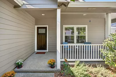 407 Silver Creek Drive, Central Point, OR 97502 - Photo 3