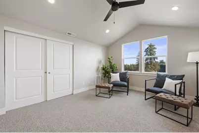 20514 NE Empire Avenue, Bend, OR 97701 - Photo 25