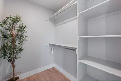 20514 NE Empire Avenue, Bend, OR 97701 - Photo 17