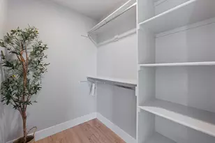 20514 NE Empire Ave, Bend, OR 97701 - Photo 17