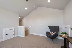 20514 NE Empire Ave, Bend, OR 97701 - Photo 21