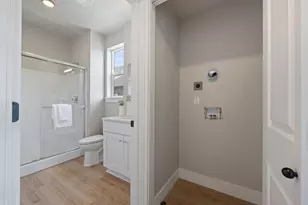 20514 NE Empire Ave, Bend, OR 97701 - Photo 23