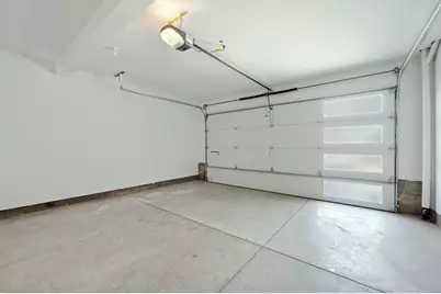 20514 NE Empire Avenue, Bend, OR 97701 - Photo 29