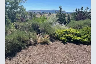 1600 Ridgecrest Drive, Klamath Falls, OR 97601 - Photo 1