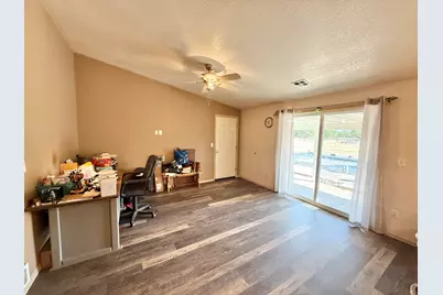 3659 Highway 234, White City, OR 97503 - Photo 17