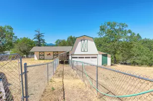 177 Tiffany Way, Grants Pass, OR 97526 - Photo 41