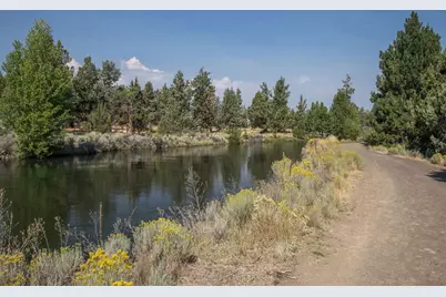 20749 Canterbury Court, Bend, OR 97702 - Photo 23