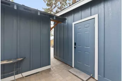 977 SW Hill Street, Bend, OR 97702 - Photo 29