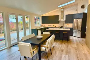 977 SW Hill St, Bend, OR 97702 - Photo 9