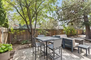 977 SW Hill St, Bend, OR 97702 - Photo 13