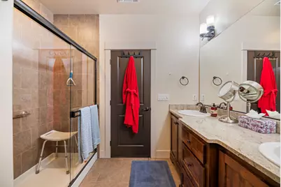 1161 Banyan Lane, Medford, OR 97504 - Photo 13