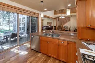 57111 Fremont Dr, Sunriver, OR 97707 - Photo 7