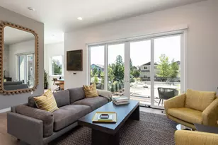 205 SW Log Ct, Bend, OR 97702 - Photo 21