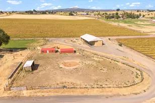 2335 SW Bowers Dr, Madras, OR 97741 - Photo 39