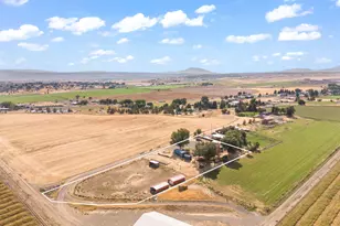 2335 SW Bowers Dr, Madras, OR 97741 - Photo 41