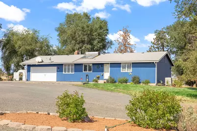 2335 SW Bowers Drive, Madras, OR 97741 - Photo 1