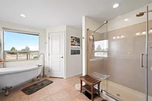 22475 Rickard Rd, Bend, OR 97702 - Photo 21