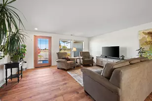 22475 Rickard Rd, Bend, OR 97702 - Photo 11