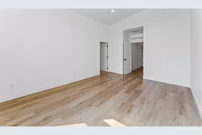 242 W Lundgren Mill Drive, Sisters, OR 97759 - Photo 19