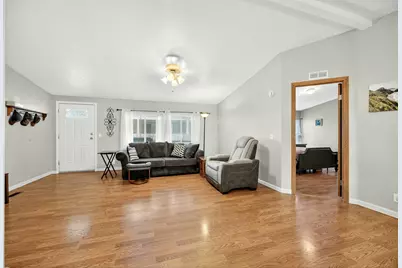 1570 S Peach Street #115, Medford, OR 97501 - Photo 21