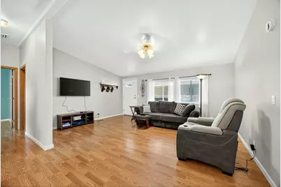 1570 S Peach Street #115, Medford, OR 97501 - Photo 17