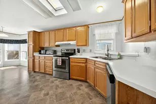 1570 S Peach St, Medford, OR 97501 - Photo 23