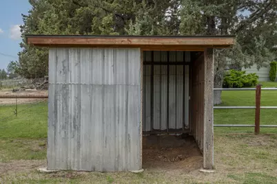 62370 Wallace Road, Bend, OR 97701 - Photo 21