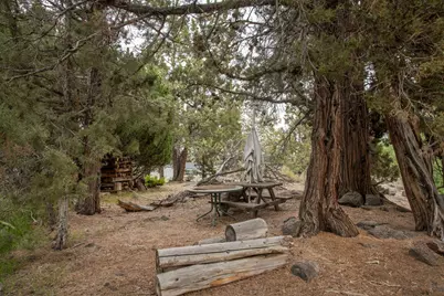 62370 Wallace Road, Bend, OR 97701 - Photo 23