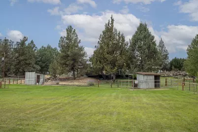 62370 Wallace Road, Bend, OR 97701 - Photo 19