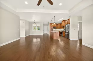 426 Bridge Creek Dr, Central Point, OR 97502 - Photo 13