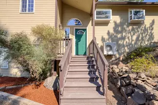 12129 Old Fort Rd, Klamath Falls, OR 97601 - Photo 5